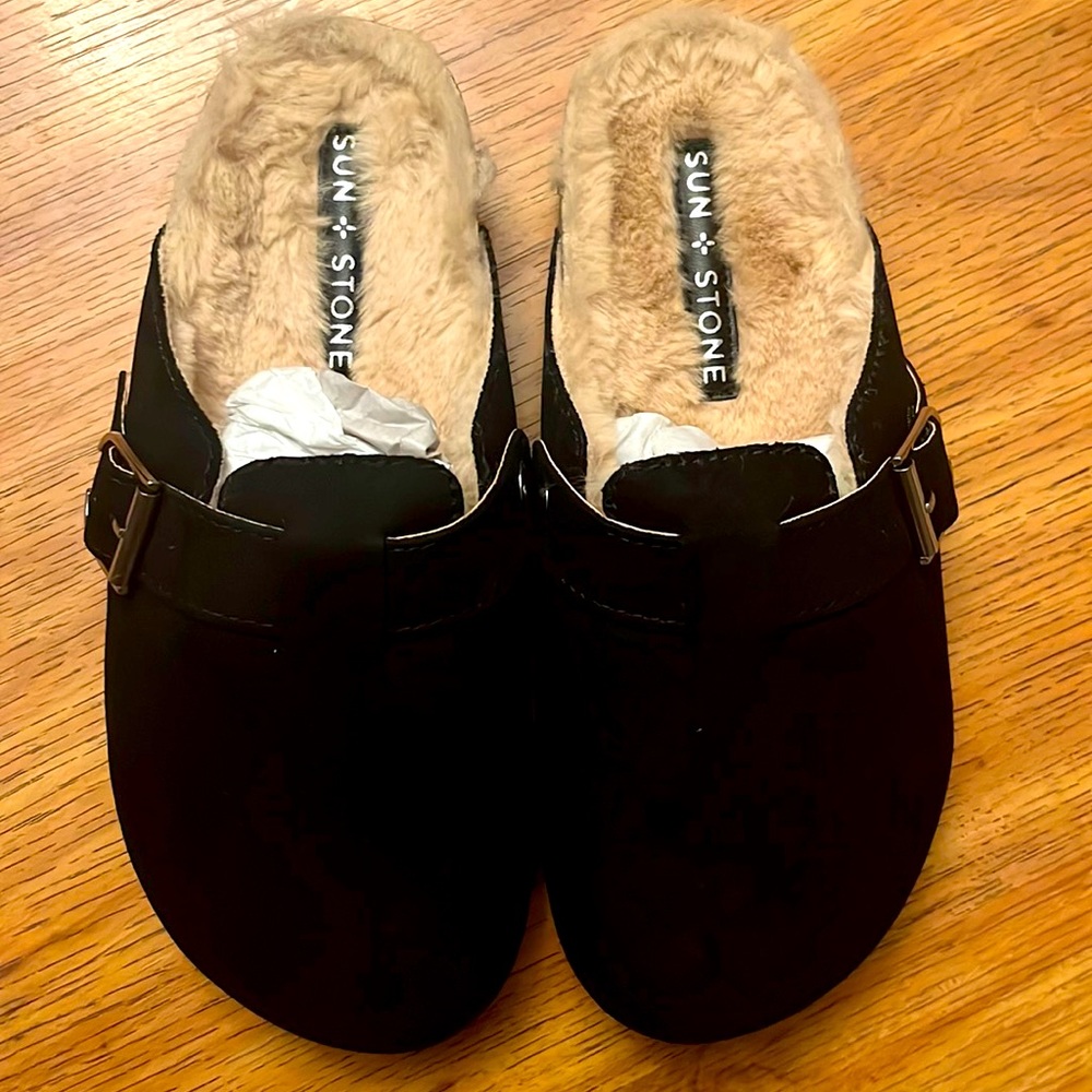 Sun & Stone NWT women’s mules